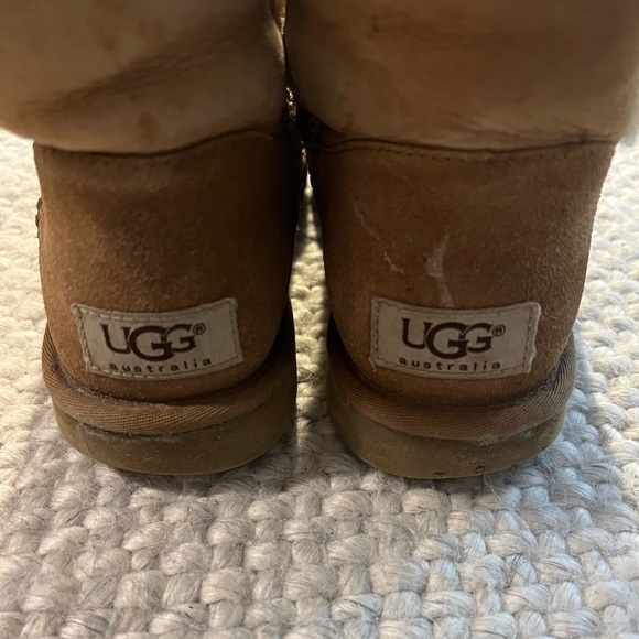 UGG Bailey Button Boots - Picture 9 of 10